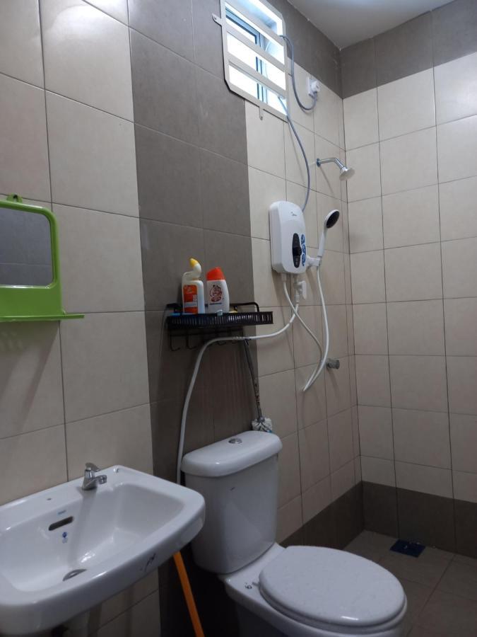 Homestay Zaki D'Герик Экстерьер фото